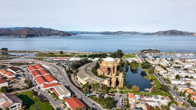 2457 Bay Street, San Francisco, CA 94123