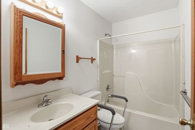 8530 Big Bend Road, Martinsville, IN 46151