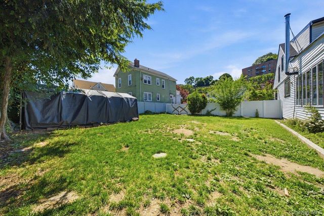172 Crescent Place, Yonkers, NY 10704