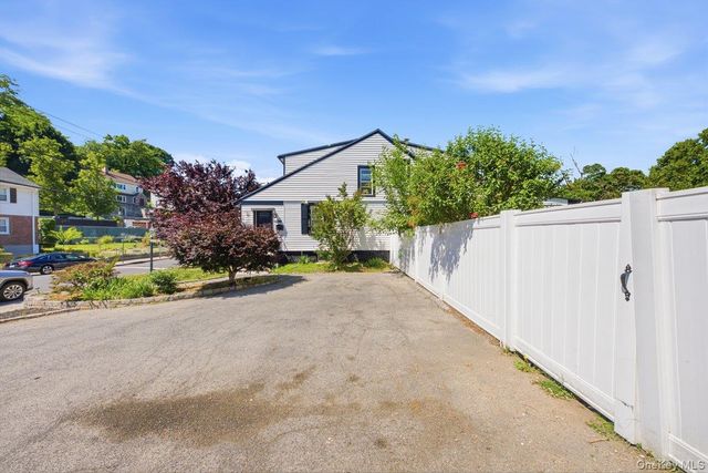 172 Crescent Place, Yonkers, NY 10704