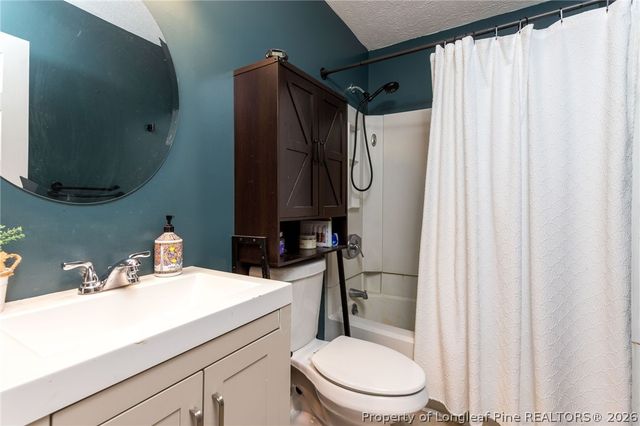 6449 Rutherglen Drive, Fayetteville, NC 28304