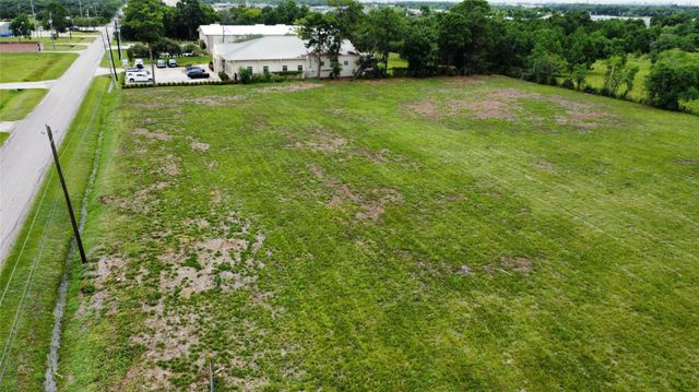 3749 Knapp Road, Pearland, TX 77581