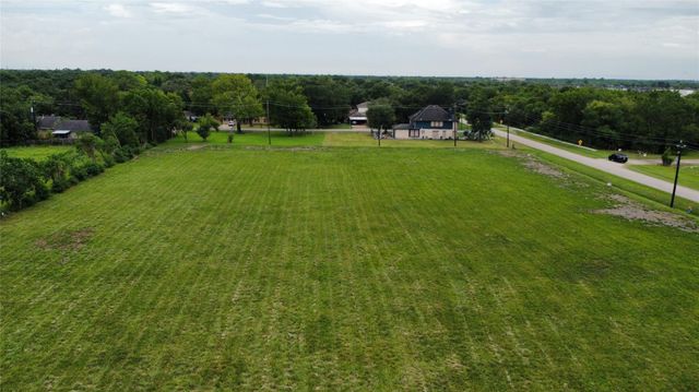 3749 Knapp Road, Pearland, TX 77581