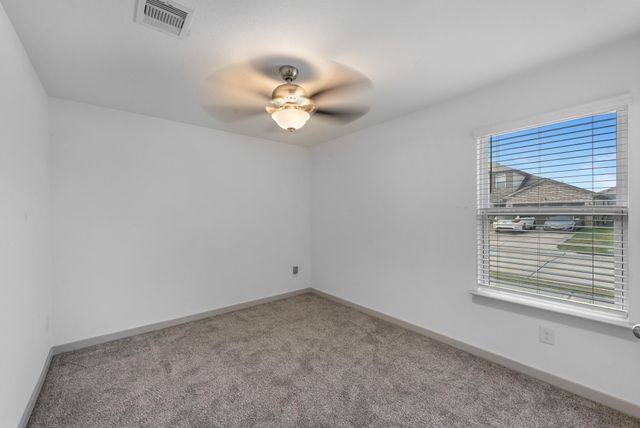 826 Green Clover Lane, Rosharon, TX 77583