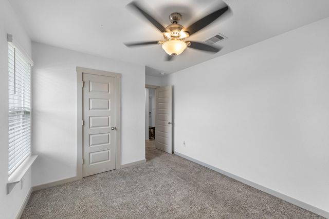 826 Green Clover Lane, Rosharon, TX 77583