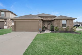 826 Green Clover Lane, Rosharon, TX 77583