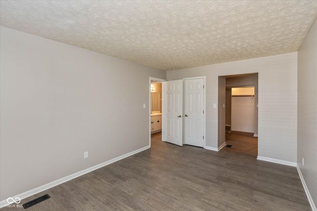 9526 Bay Vista E Drive, Indianapolis, IN 46250