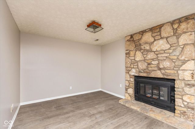 9526 Bay Vista E Drive, Indianapolis, IN 46250