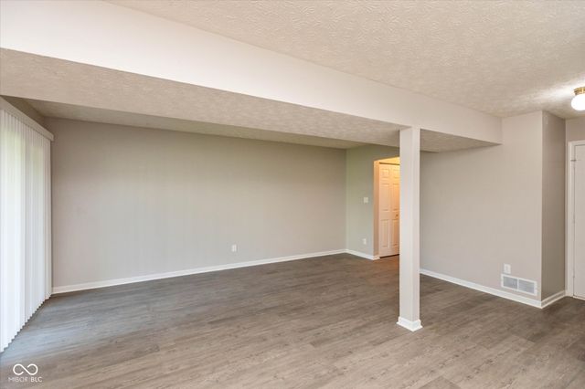 9526 Bay Vista E Drive, Indianapolis, IN 46250