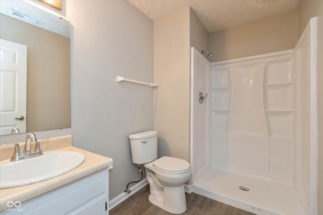 9526 Bay Vista E Drive, Indianapolis, IN 46250