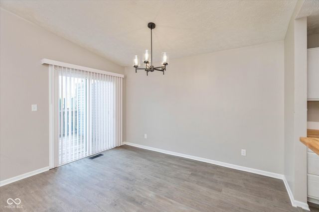 9526 Bay Vista E Drive, Indianapolis, IN 46250