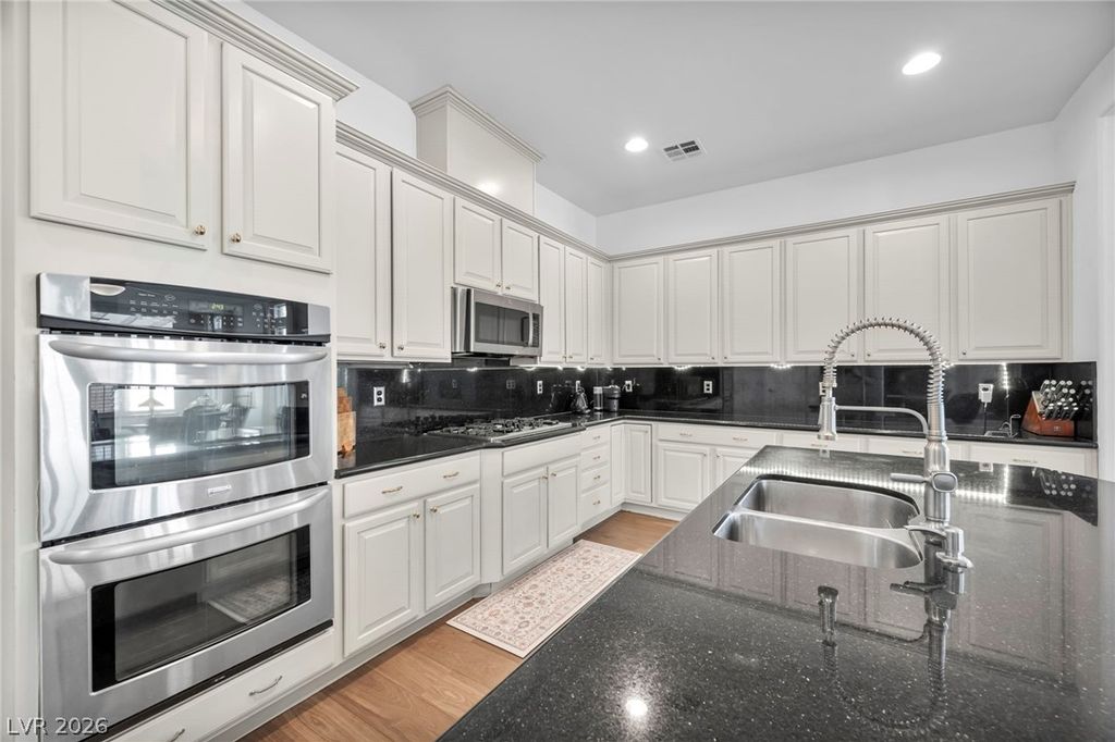 7850 Carolyn Lee Street, Las Vegas, NV 89131 — photo 5