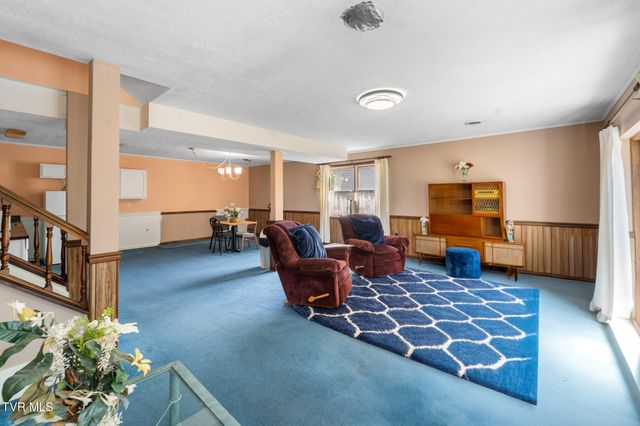 823 Birdie Drive, Abingdon, VA 24211