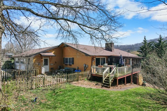 823 Birdie Drive, Abingdon, VA 24211