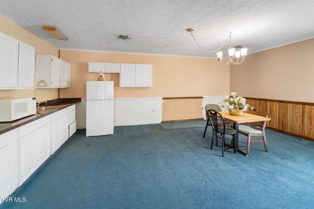 823 Birdie Drive, Abingdon, VA 24211