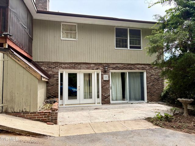 823 Birdie Drive, Abingdon, VA 24211