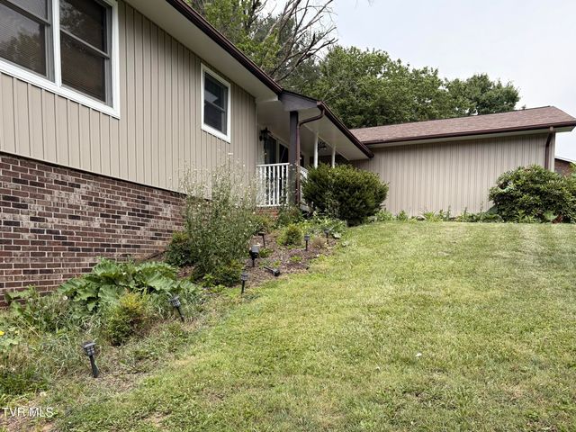 823 Birdie Drive, Abingdon, VA 24211