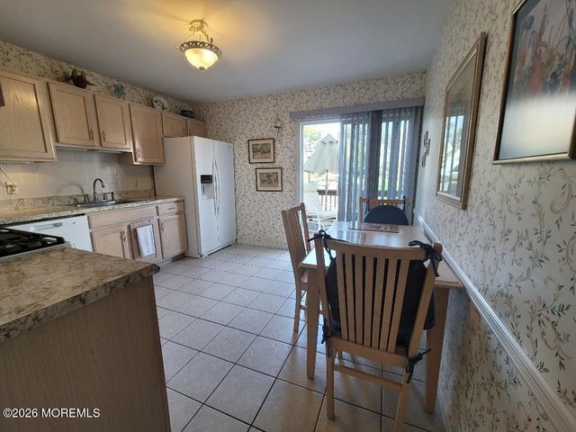 139 Tennis Court, Belmar, NJ 07719