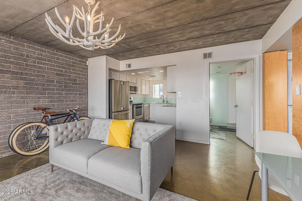 7601 E 2ND Street 24, Scottsdale, AZ 85251