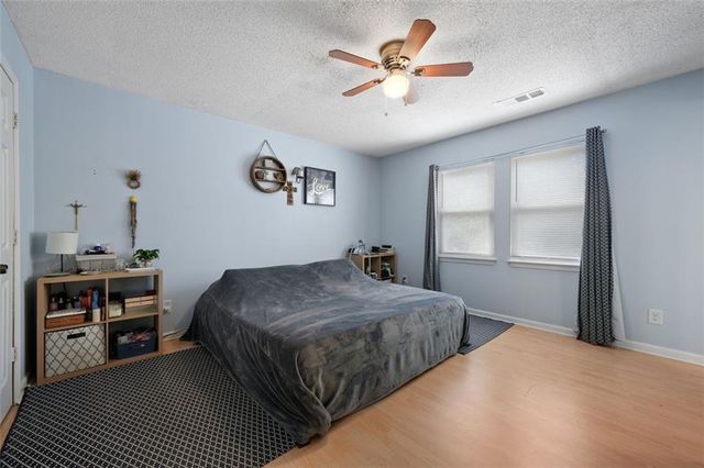 2896 LAKEMONT SW Drive, Marietta, GA 30060