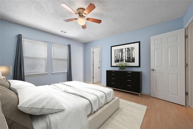 2896 LAKEMONT SW Drive, Marietta, GA 30060