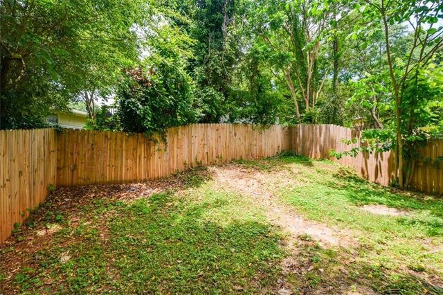 2896 LAKEMONT SW Drive, Marietta, GA 30060