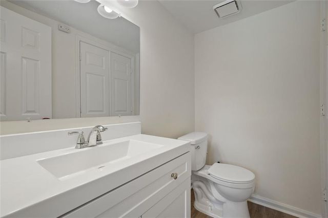 2896 LAKEMONT SW Drive, Marietta, GA 30060