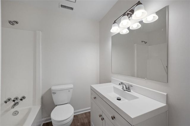 2896 LAKEMONT SW Drive, Marietta, GA 30060