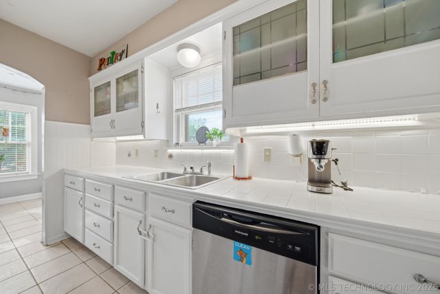 1303 S Houston Avenue, Tulsa, OK 74127