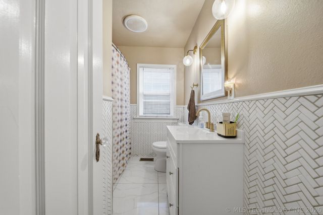 1303 S Houston Avenue, Tulsa, OK 74127