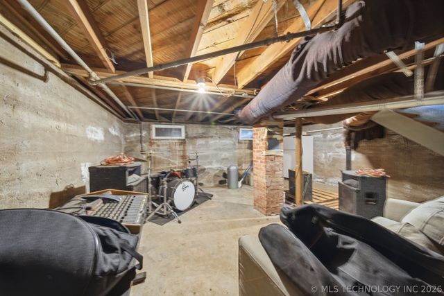 1303 S Houston Avenue, Tulsa, OK 74127