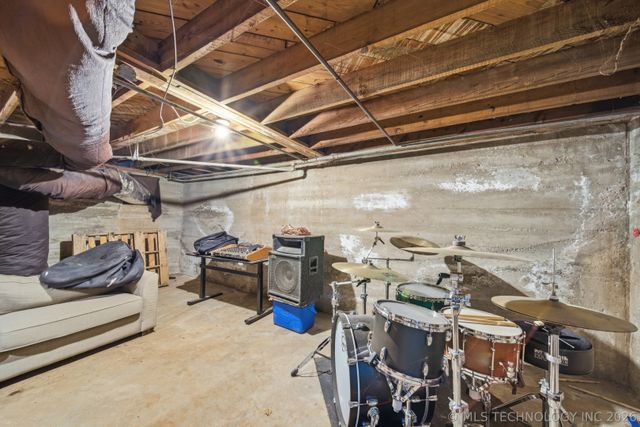 1303 S Houston Avenue, Tulsa, OK 74127