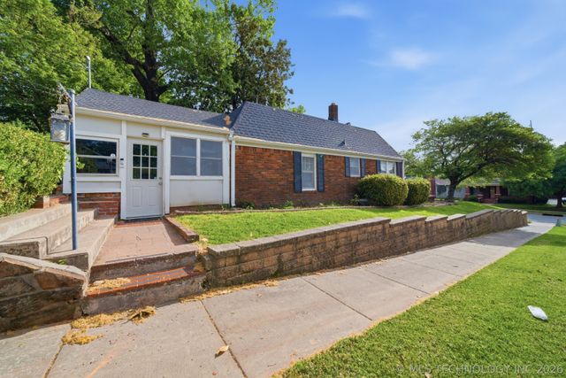 1303 S Houston Avenue, Tulsa, OK 74127