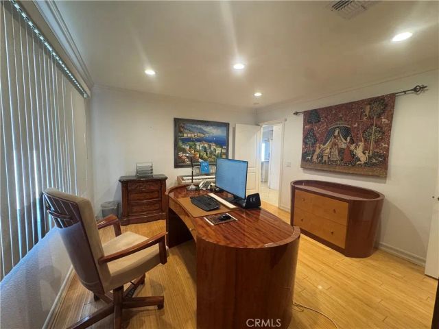 5092 Chimineas, Tarzana, CA 91356