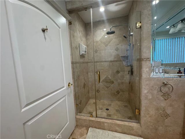 5092 Chimineas, Tarzana, CA 91356