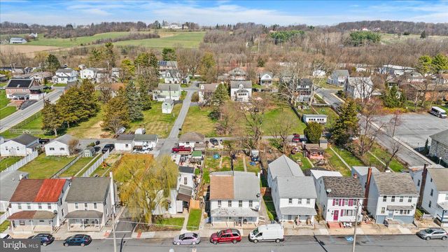 319 W CHURCH ST, Annville, PA 17003