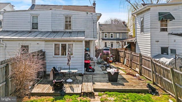 319 W CHURCH ST, Annville, PA 17003