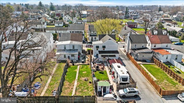 319 W CHURCH ST, Annville, PA 17003