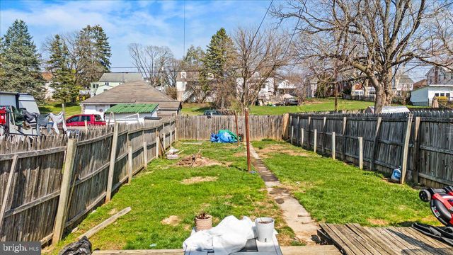 319 W CHURCH ST, Annville, PA 17003