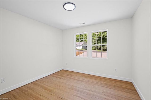 138 Pinnix Street, Jonesville, NC 28642