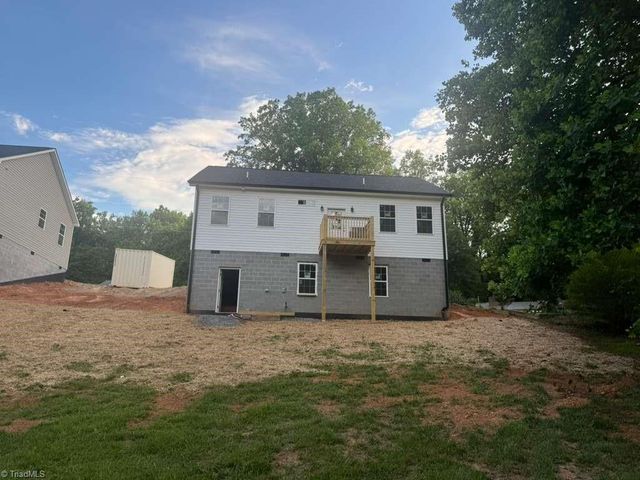 138 Pinnix Street, Jonesville, NC 28642