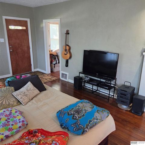 5411 S 49th Avenue, Omaha, NE 68117