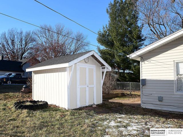 5411 S 49th Avenue, Omaha, NE 68117