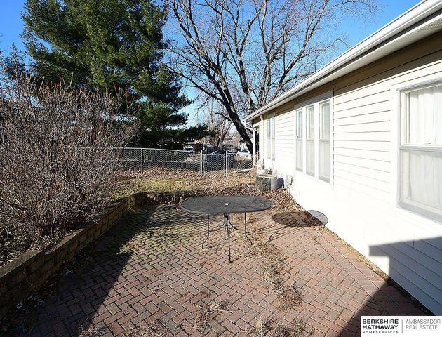 5411 S 49th Avenue, Omaha, NE 68117
