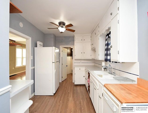 5411 S 49th Avenue, Omaha, NE 68117