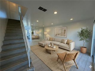 19142 Haynes Street, Reseda, CA 91335