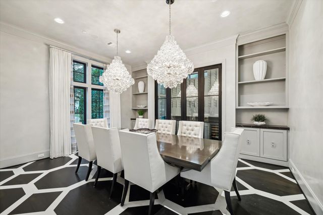 5324 Braeburn Drive, Bellaire, TX 77401