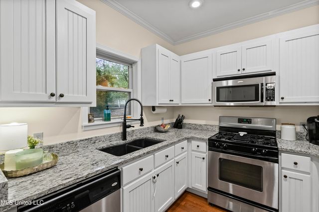 102 Robin Way, Oxford, MS 38655