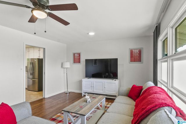 9 RHONDA TERRACE, Tuscaloosa, AL 35401