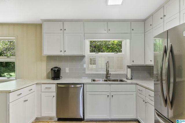 9 RHONDA TERRACE, Tuscaloosa, AL 35401